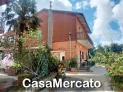 Via I° Maggio 5 vani 130mq