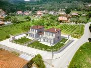 Via Isola 88 6 vani 122mq