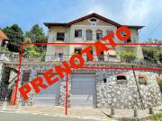 Via IV Novembre 22 7 vani 145mq