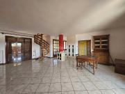 Via Kennedy 5 vani 165mq