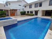 Via La Costa, Venta de Hermosa Casa 4 Dorm. con Piscina...