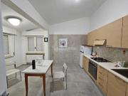 VIA LAGO ISOLETTA 5 vani 100mq