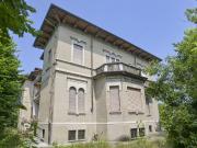 Via Martiri della Libertà 168 30 vani 1600mq