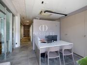 Via Monte Cengio SEMICENTRALE 11 vani 320mq