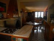 VIA MONTECARBOLI 25 10 vani 270mq