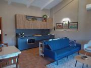 via Montecchio trilocale 65mq