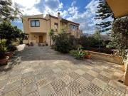 Via Monti Iblei Resuttana San Lorenzo 15 vani 600mq