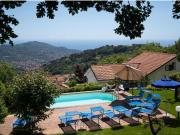 Via nostra Signora delle Grazie 16/15 14 vani 330mq