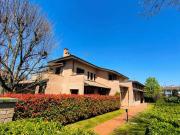 Via Nuova 36/2 6 vani 252mq