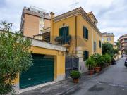 Via Paolo Giovio trilocale 100mq