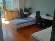 VIA PERGOLESI: 300 euro UTENZE A PARTE