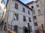 Via Piazza 31 7 vani 156mq