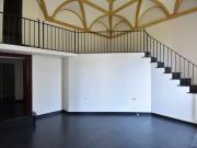 Via Pontini, appartamento bilivello in elegante villa...