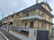 Via Repubblica di San Marino 79 6 vani 130mq