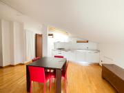 via roma bilocale 65mq