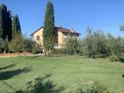 Via Roma pressi CENTRO 16 vani 450mq