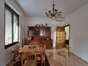 Via San Secondo 8 5 vani 120mq