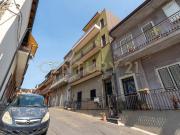 Via San Vincenzo 36 11 vani 196mq