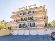 via santa croce trilocale 70mq