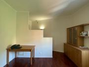 VIA SANT'ISAIA AFFITTASI TRILOCALE