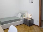 Via Savona 110 Room 4