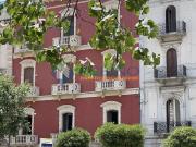 Via Scipione Crisanzio 26 8 vani 520mq