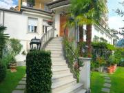 Via Serenella 9 vani 476mq