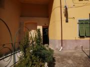 Via Superiore Torrente Nervi 8 5 vani 84mq Via Superiore Torrente Nervi 8 5 vani 84mq