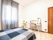 Via Tiziano Aspetti 128B SUITE