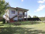 Via Vecchia Pesciatina in Gragnano 8 vani 200mq