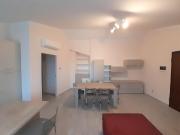 via visconti 7 trilocale 80mq