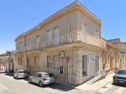 Via Vittorio Emanuele III 288 7 vani 220mq