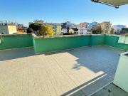 Viale Luigi Domeniconi 5 vani 170mq