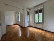 Viale Mosto, ordinati 108 mq posti al secondo piano