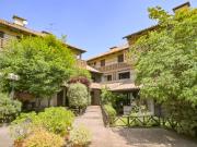 VIALE NUVOLI 60 6 vani 170mq