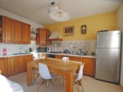 Viale Stazione 10 6 vani 120mq