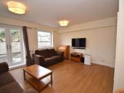 Viceroy Close, London N2, 3 bed property to rent, £2,400...