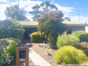 Victor Town Centre Family Home Corner Lot