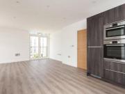 Victoria Bridge Road