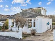 Victoria Crescent, Clarkston, East Renfrewshire, G76 8BP...