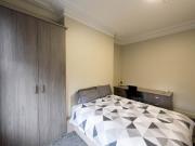 Victoria Road, Hyde Park