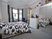 Victoria Road, Hyde Park, Leeds LS6, 8 bed end terrace...