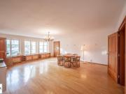 viel Gestaltungsspielraum für Ihr Büro / Ihre Praxis...