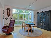VIEL HAUS VIEL HERZ. Modernisiertes Familienhaus mit...