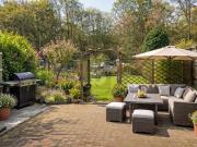 VIEL PLATZ FÜR GENERATIONEN, IDEEN UND ZUKUNFT