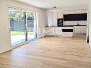 Viel Platz, viel Grün: Erstbezug – 4 Zimmer & großer...