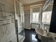 Großzügige Altbauwohnung mit neuwertige Küche und Lift...