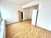 Vielseitig nutzbare 3 Zimmer Wohnung oder Gewerbefläche...