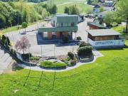 Vielseitig nutzbare Gewerbeliegenschaft zu mieten