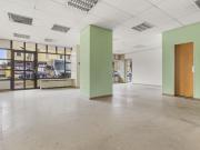 Vielseitige Gewerbefläche mit hoher Sichtbarkeit ideal...